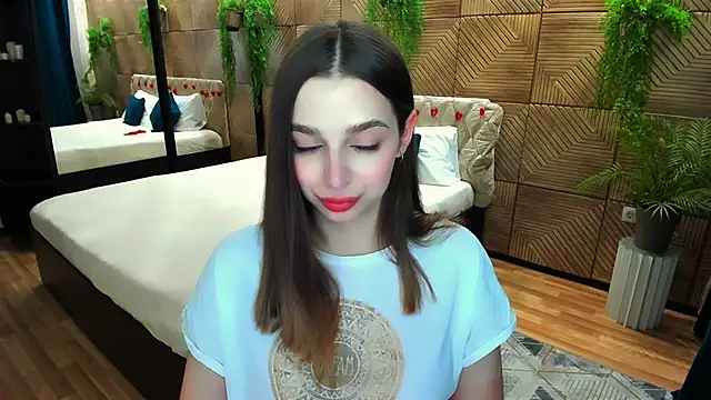 FlirtySpark online show from June 18, 9:25 am