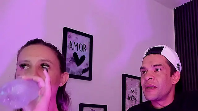 Mia and Erick online show from June 11, 4:10 am