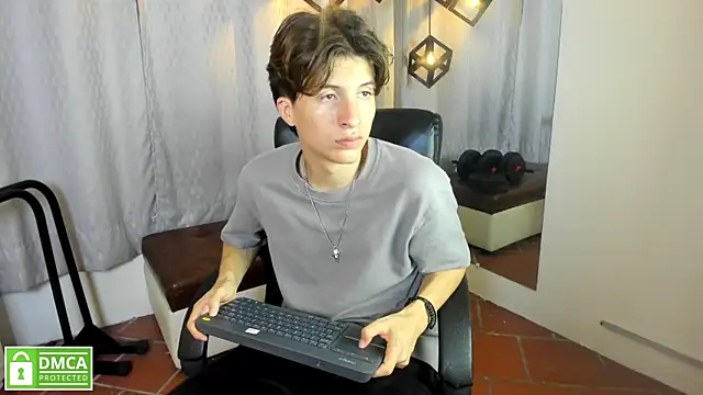 Marcoviolet online show from July 15, 8:03 pm