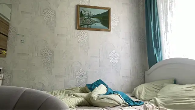 Snapshot of HeIen_cute chatting on July 18, 7:34 am HeIen cute online show from July 18, 7:34 am