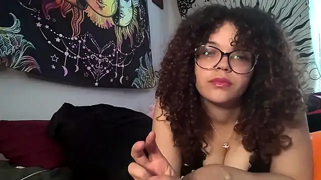 PrettyyPrincess online show from June 3, 5:51 pm