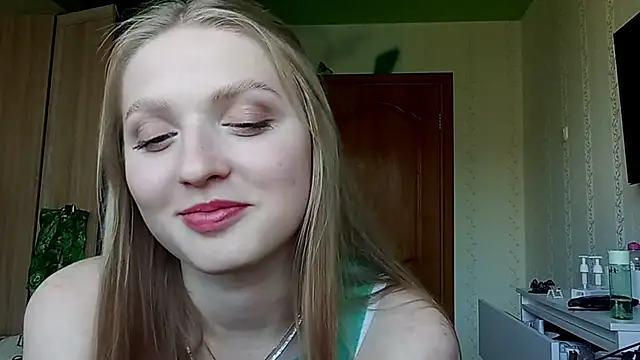 Snapshot of NorineGressett chatting on June 1, 3:14 pm NorineGressett online show from June 1, 3:14 pm