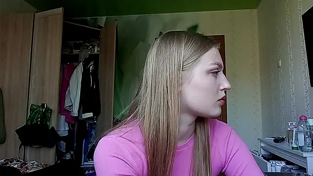 Snapshot of NorineGressett chatting on June 14, 3:14 pm NorineGressett online show from June 14, 3:14 pm