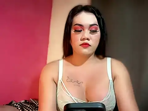 Snapshot of miss_sunshinexx chatting on July 3, 8:43 am miss sunshinexx online show from July 3, 8:43 am