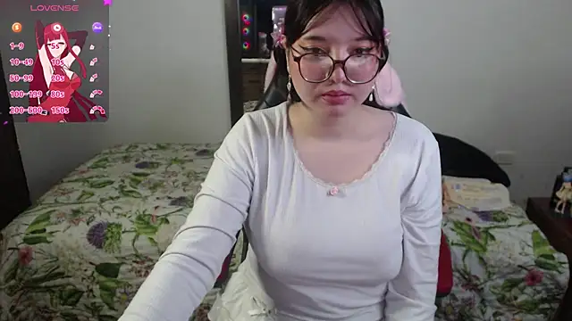 Hinata kawaii online show from June 8, 9:31 am