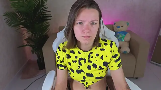 kira hatti online show from July 4, 7:47 am