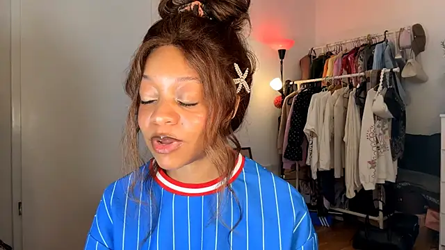 MaragretVemura online show from May 30, 11:18 am