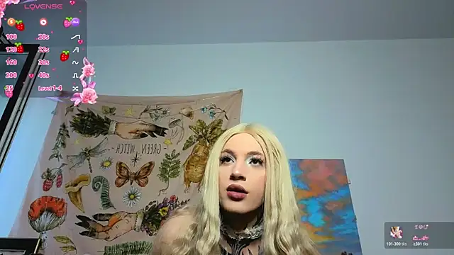 Snapshot of Chloecherry chatting on June 29, 5:13 pm Chloecherry online show from June 29, 5:13 pm
