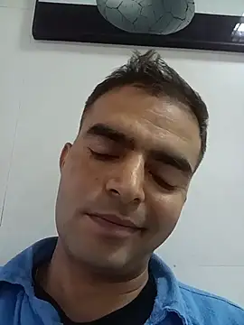 SexyBoy7703 online show from June 22, 5:37 am