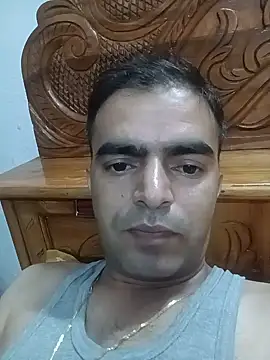 SexyBoy7703 online show from July 4, 7:14 am