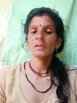 Snapshot of Cut_umang74 chatting on June 24, 10:03 am Cut umang74 online show from June 24, 10:03 am