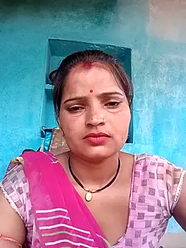 Snapshot of Divya_hot88 chatting on June 23, 1:03 am Divya hot88 online show from June 23, 1:03 am