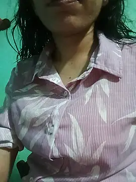 Snapshot of pyaari_tara chatting on June 29, 4:40 pm pyaari tara online show from June 29, 4:40 pm