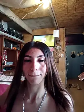 Chika Misteriosa online show from June 19, 9:29 pm