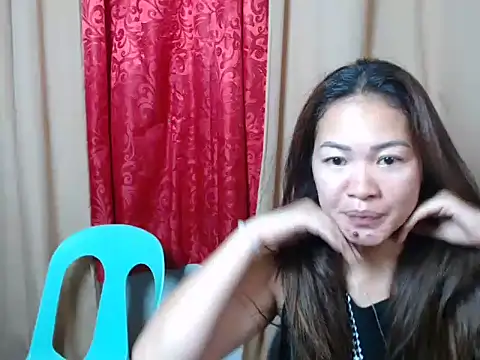 urpretty hotmama online show from June 20, 2:03 am