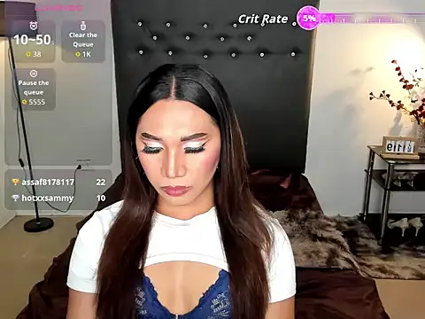 UrSeductiveCriselda online show from June 19, 4:44 pm