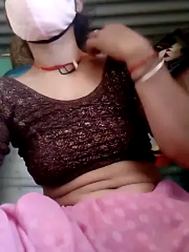 Snapshot of Aarti9080 chatting on June 19, 8:40 am Aarti9080 online show from June 19, 8:40 am