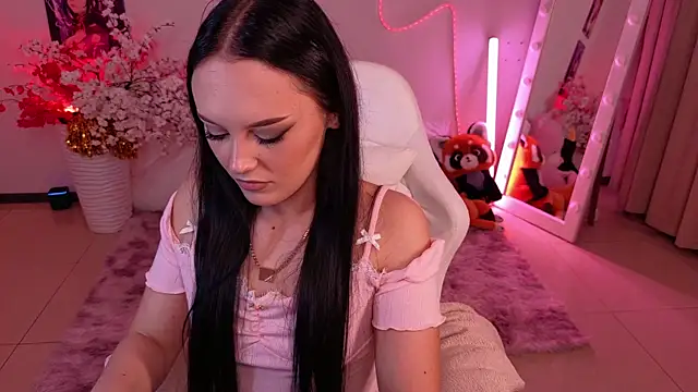 Snapshot of Cassadyy chatting on June 25, 2:22 am Cassadyy online show from June 25, 2:22 am