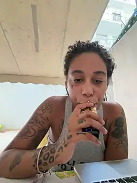 Kira nyxx online show from July 13, 3:48 pm