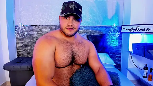 apolorusso online show from July 24, 6:11 am