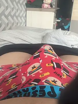 Snapshot of boygaygrudz18 chatting on July 19, 10:08 am boygaygrudz18 online show from July 19, 10:08 am