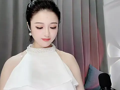 Snapshot of Momo-Wow chatting on June 7, 5:22 am Momo-Wow online show from June 7, 5:22 am