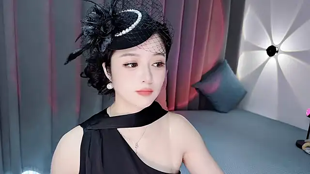 Snapshot of Momo-Wow chatting on July 16, 5:35 am Momo-Wow online show from July 16, 5:35 am