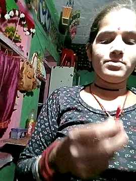 Snapshot of siwanijha007 chatting on June 9, 4:18 pm siwanijha007 online show from June 9, 4:18 pm