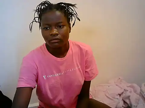BerryJulie online show from June 17, 5:54 am