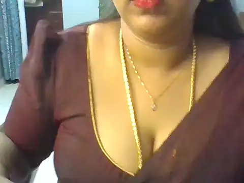 Snapshot of Tamil_hot_Meenu chatting on July 11, 11:02 am Tamil hot Meenu online show from July 11, 11:02 am