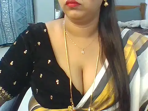 Snapshot of Tamil_hot_Meenu chatting on July 20, 8:50 am Tamil hot Meenu online show from July 20, 8:50 am