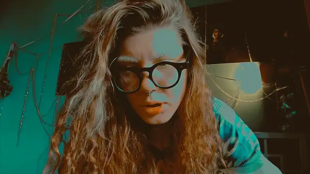 VivienDarkbloom online show from June 26, 2:43 pm