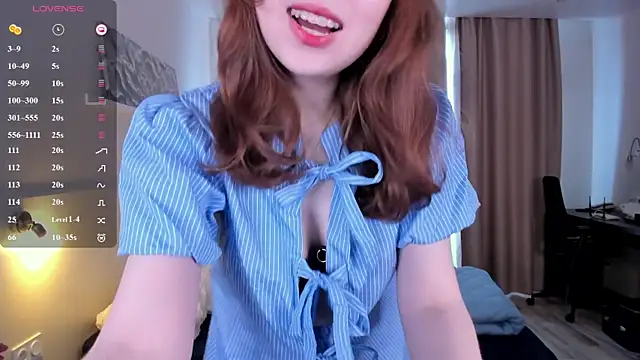 Snapshot of Teasemelisa chatting on June 17, 6:05 am Teasemelisa online show from June 17, 6:05 am