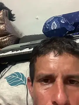 thatmexicanlongdick562 online show from July 9, 10:36 pm