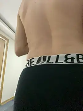 passivefemboi online show from June 1, 9:27 pm