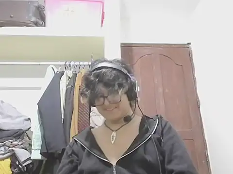 layom 21 online show from July 4, 8:09 am