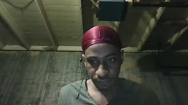 Snapshot of Leo99842 chatting on June 10, 2:45 am Leo99842 online show from June 10, 2:45 am
