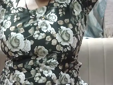 hey darling  online show from July 19, 3:38 pm
