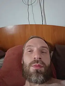 MrHot20cm online show from July 4, 4:51 am