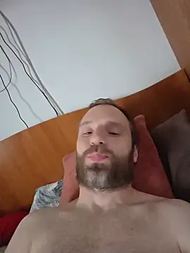 MrHot20cm online show from July 5, 4:41 am