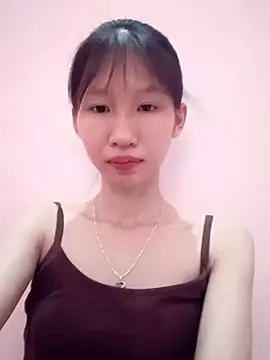 Snapshot of Abi_girl12 chatting on June 30, 11:00 am Abi girl12 online show from June 30, 11:00 am