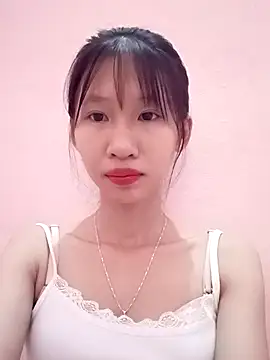Snapshot of Abi_girl12 chatting on July 8, 12:15 am Abi girl12 online show from July 8, 12:15 am