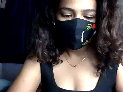 Nisha-moon online show from June 18, 9:25 am