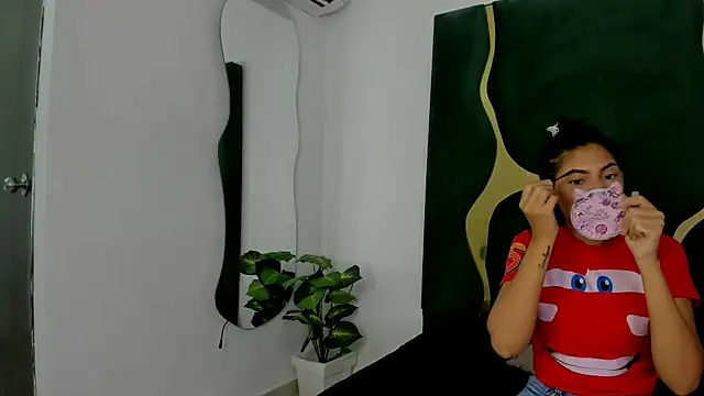 Mila petiteasm online show from June 26, 12:42 pm