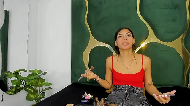 Mila petiteasm online show from July 15, 12:43 pm