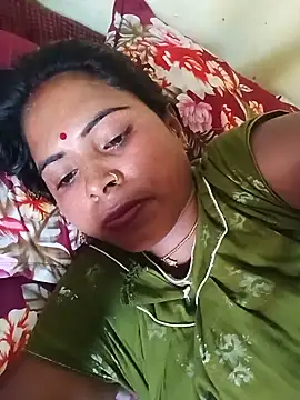 Snapshot of KRITIKA01990 chatting on June 28, 9:48 am KRITIKA01990 online show from June 28, 9:48 am