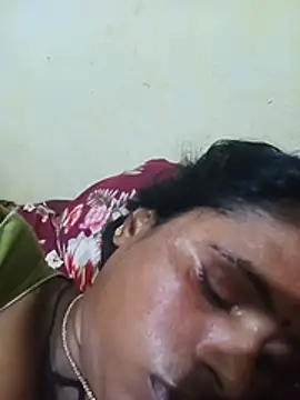 Snapshot of KRITIKA01990 chatting on July 15, 8:36 pm KRITIKA01990 online show from July 15, 8:36 pm