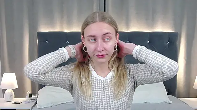 LirienVexx online show from July 1, 4:03 am