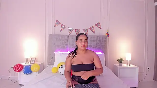 Emma-Velez online show from June 30, 12:06 pm