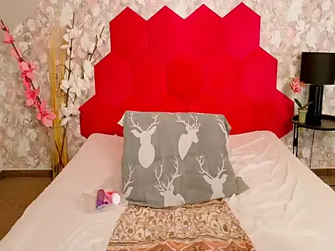 Aria SkyX online show from August 1, 8:02 am